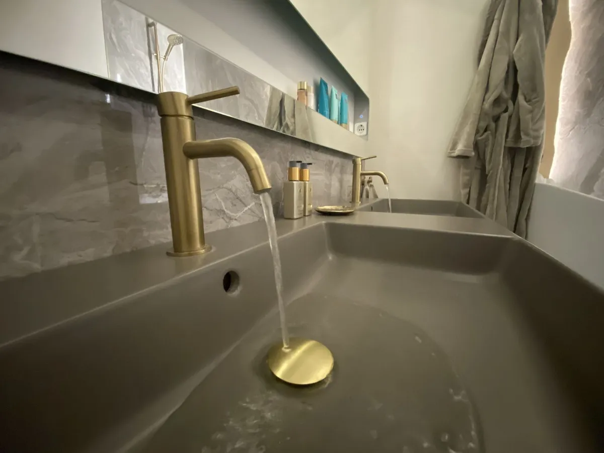 fc9d4661-d012-4eab-b126-49b00a069229