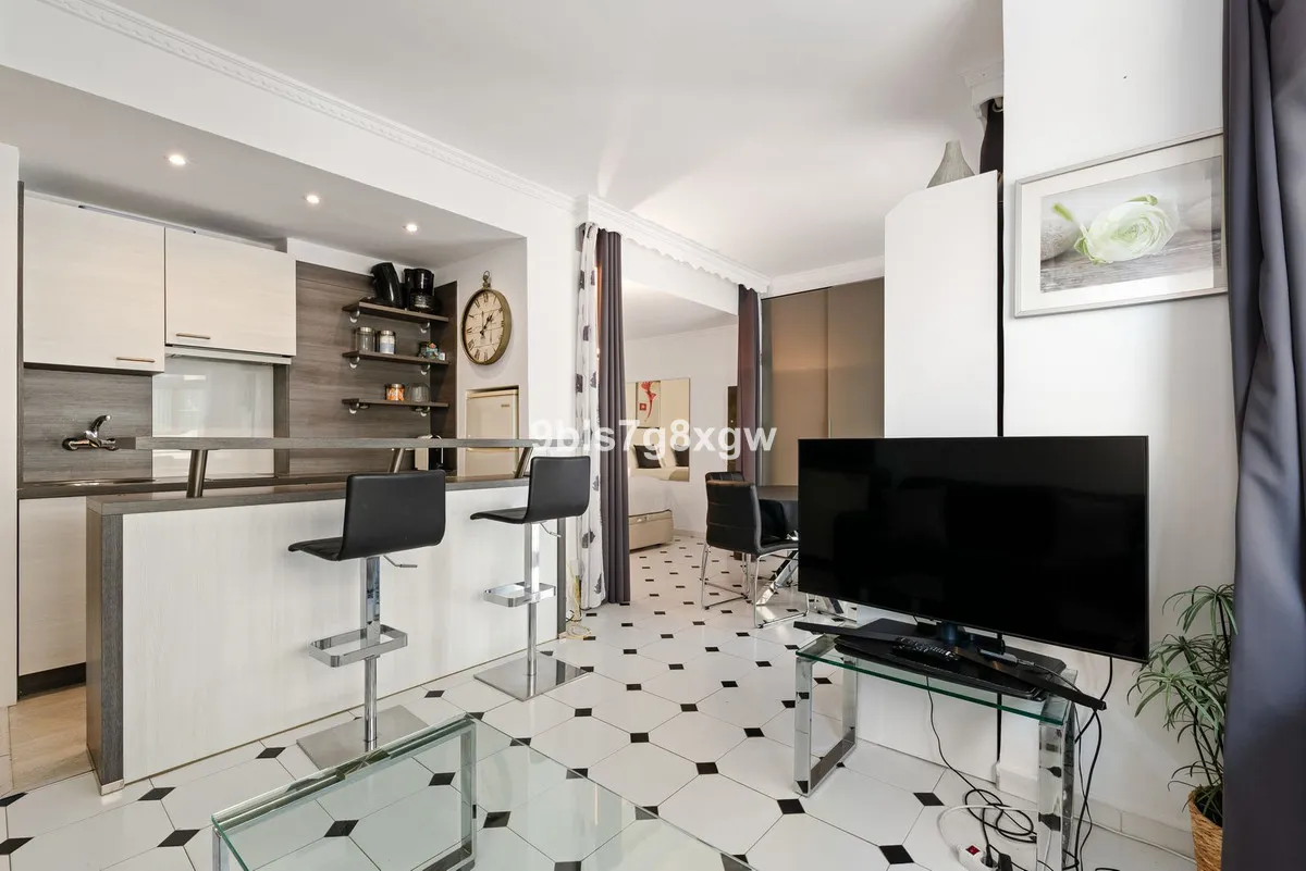 22e2de28-04a8-423d-ac63-b9f679b544ea