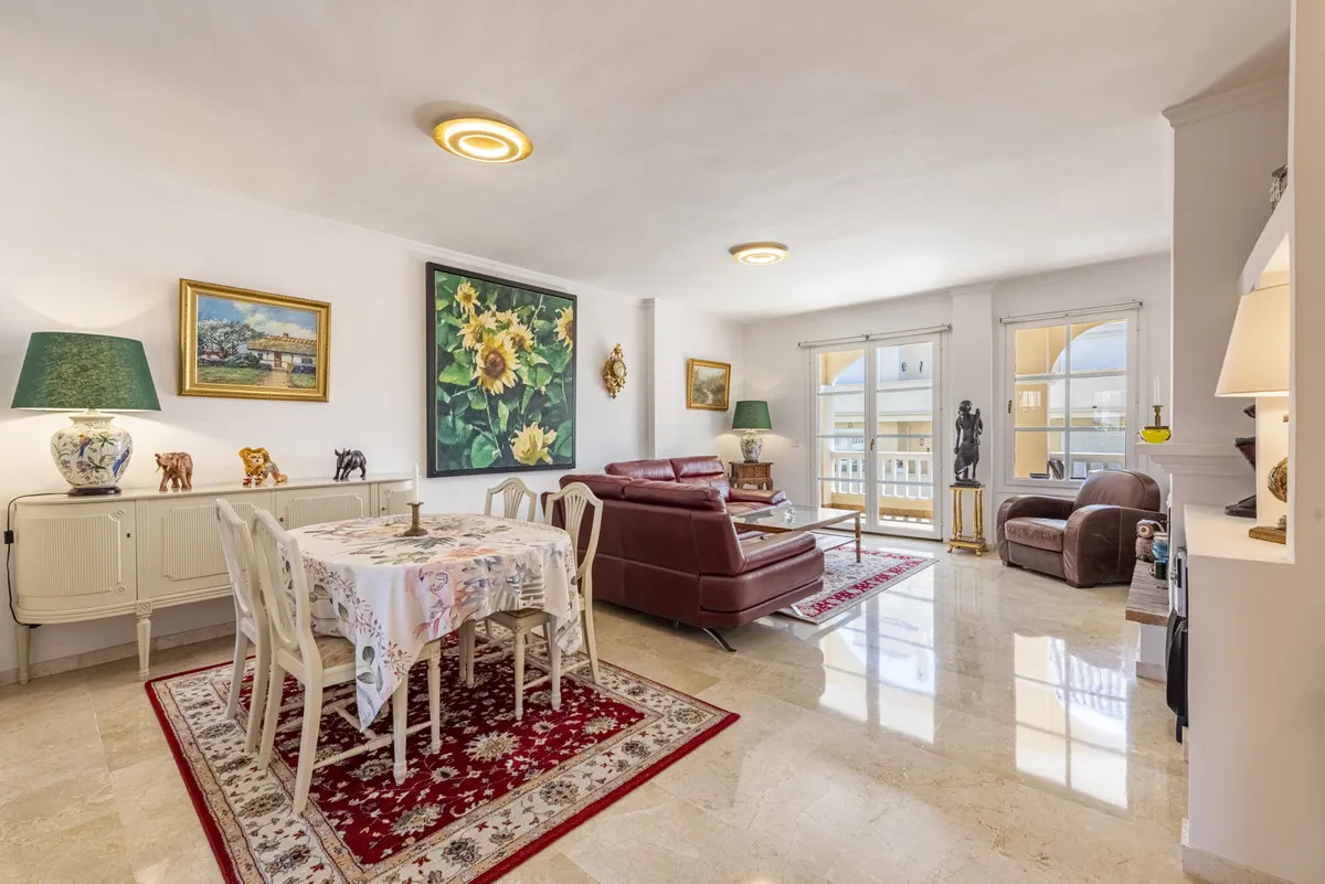 8b2c6bc0-d063-4d7b-b8f9-8689ded0450d