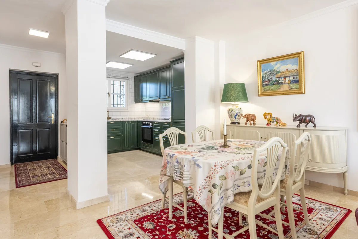 e6103d8a-f076-4b7f-98b0-45f295149d35