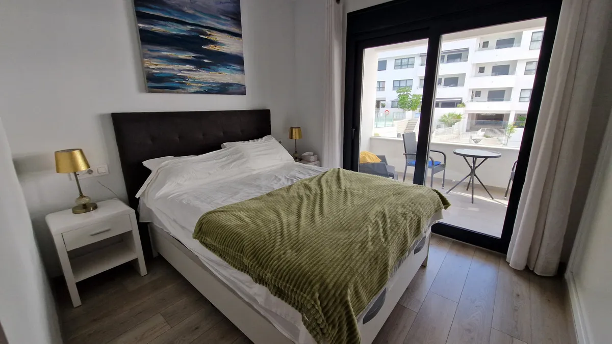 acfd61c9-1772-4321-acb2-14396cd521d0