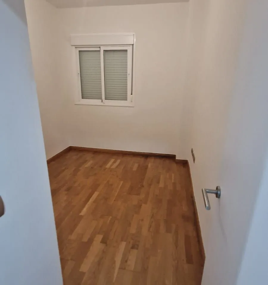 5c9ec7b5-3f20-46d4-9cef-0c204e4fe897