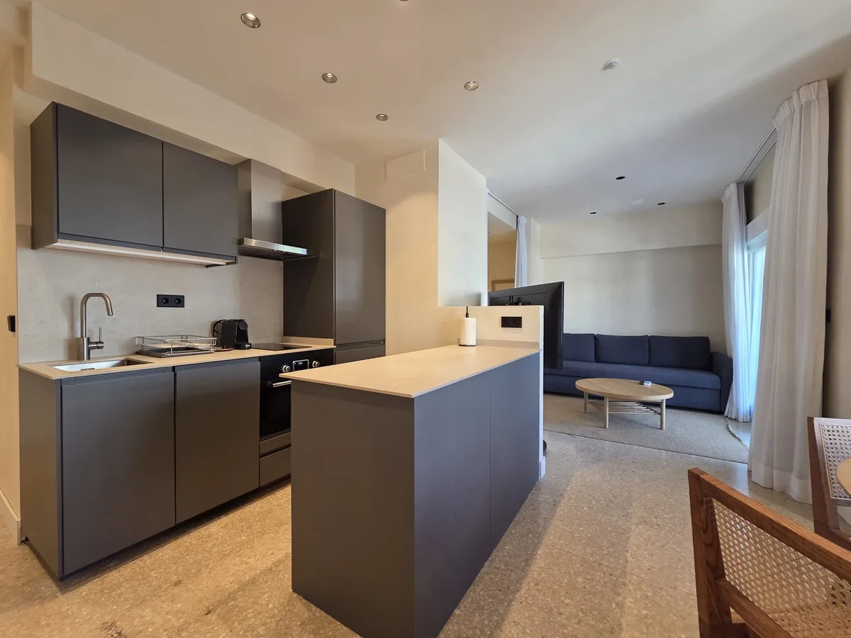 82879617-b732-4a26-a30e-4b6795665a60