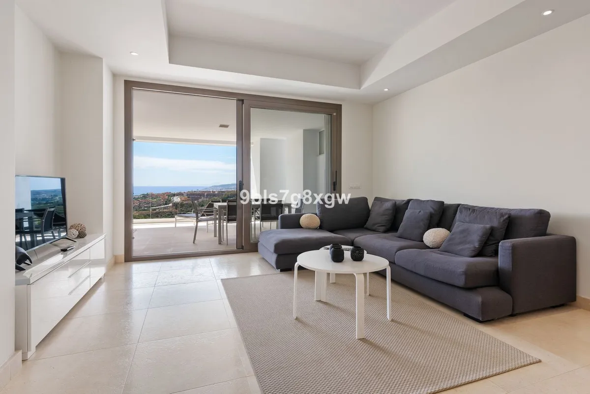 33fb957b-103f-4d3f-8da0-d5ce559b05ee