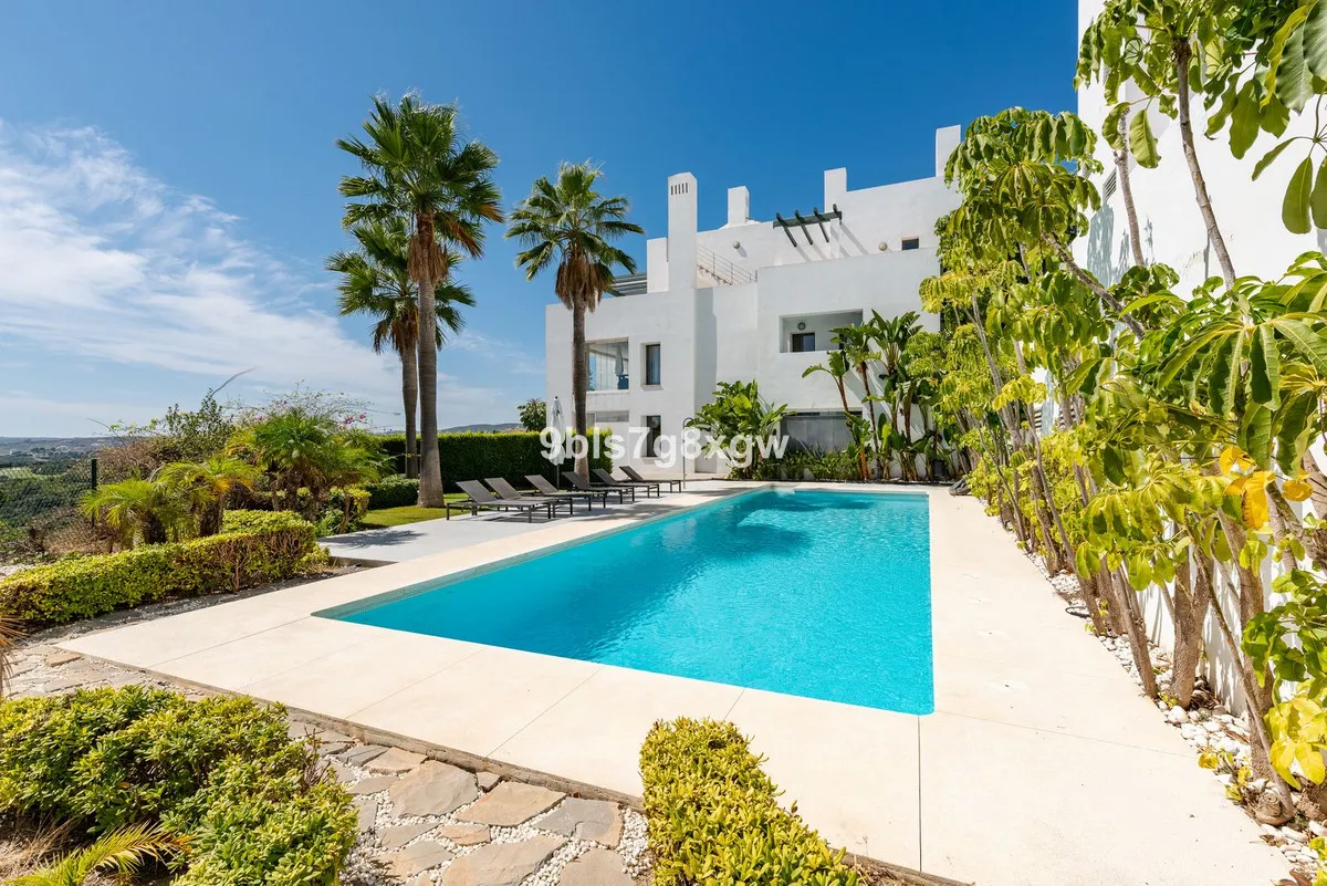 e10fd8b2-23bd-48c4-b01e-563d0c3144fa