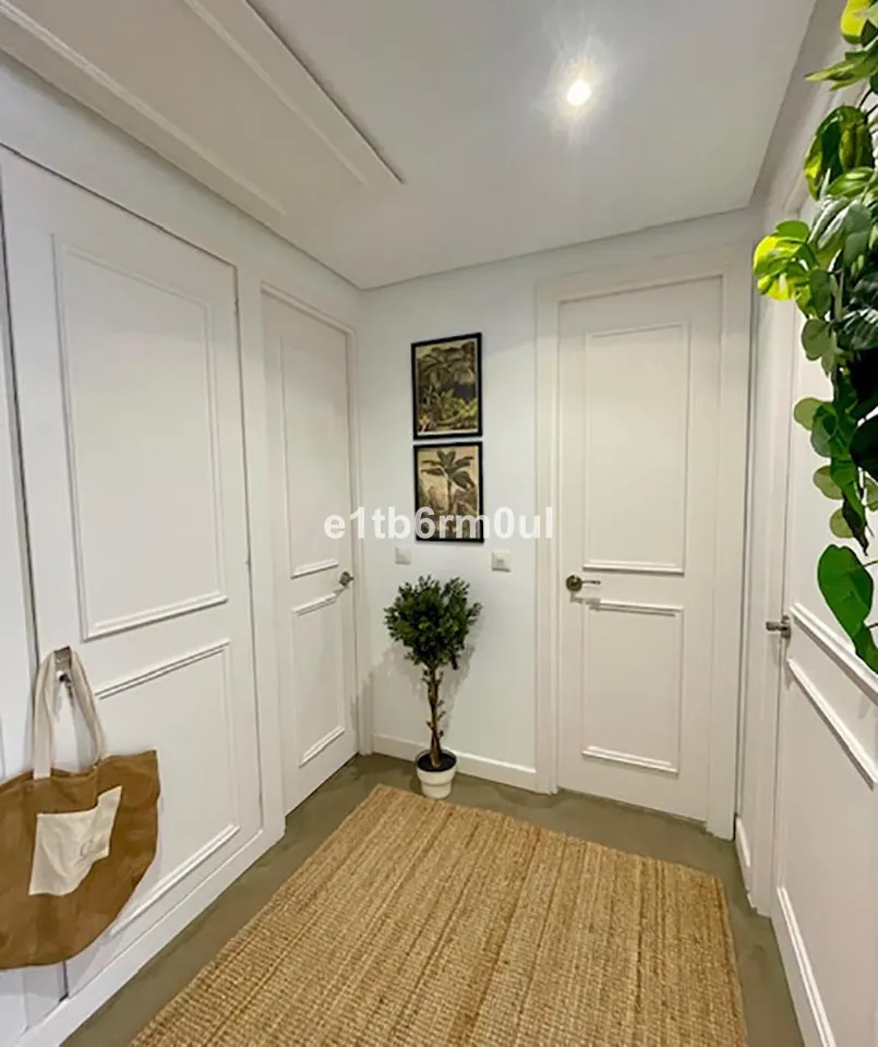 afc99566-cb1c-4e27-bcbf-d37a34a942fd