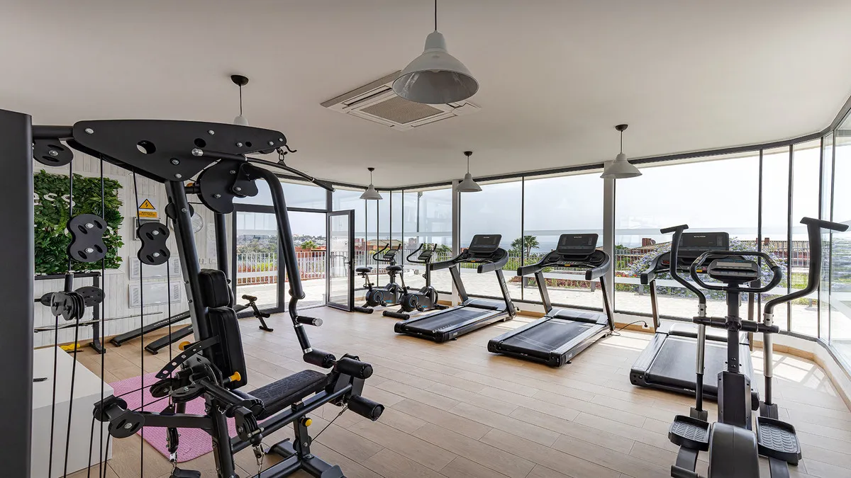 128d3354-1a70-4f78-9b8f-beff2acb1b32