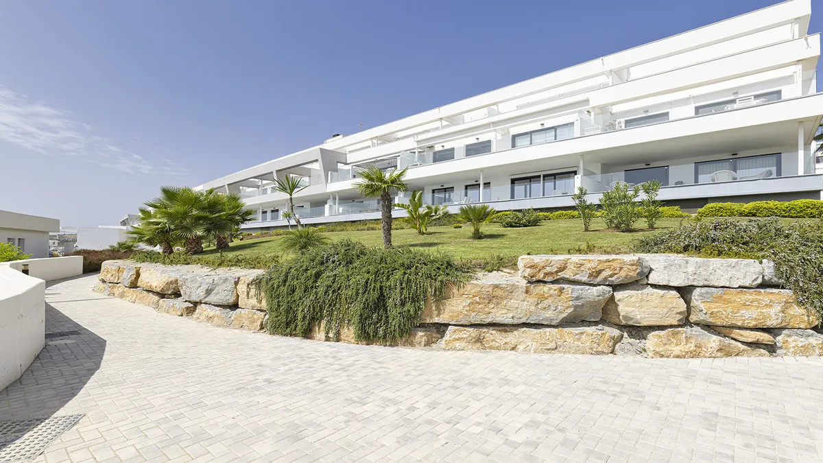 a8830dd2-3221-48c9-919a-1558b71633c6