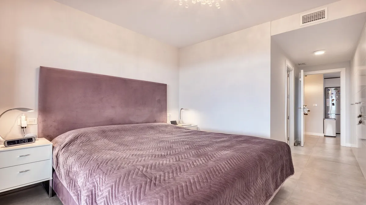 d52b26d6-d534-45e7-ab18-ab7e097fa64b