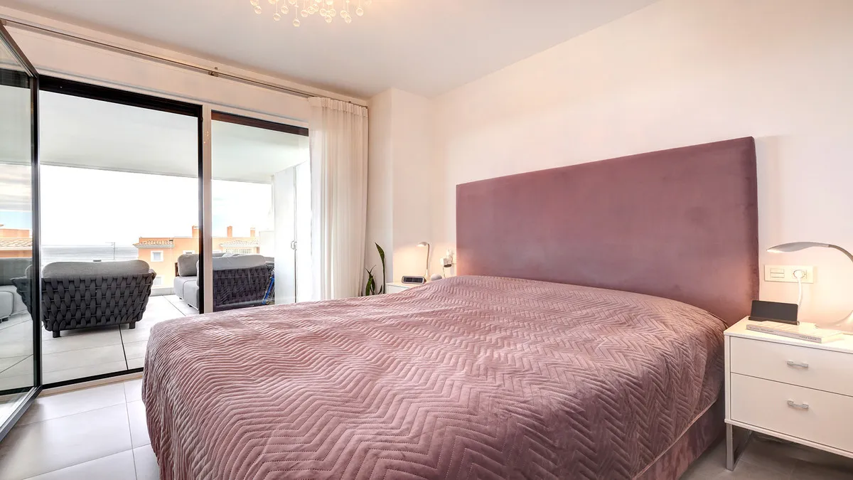 e287a475-b076-49f8-860e-b4eccc7d066a