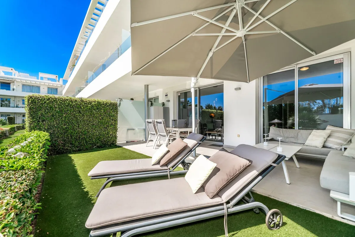 b8d97f4d-f0c8-43f8-b2cb-7b11480ea577