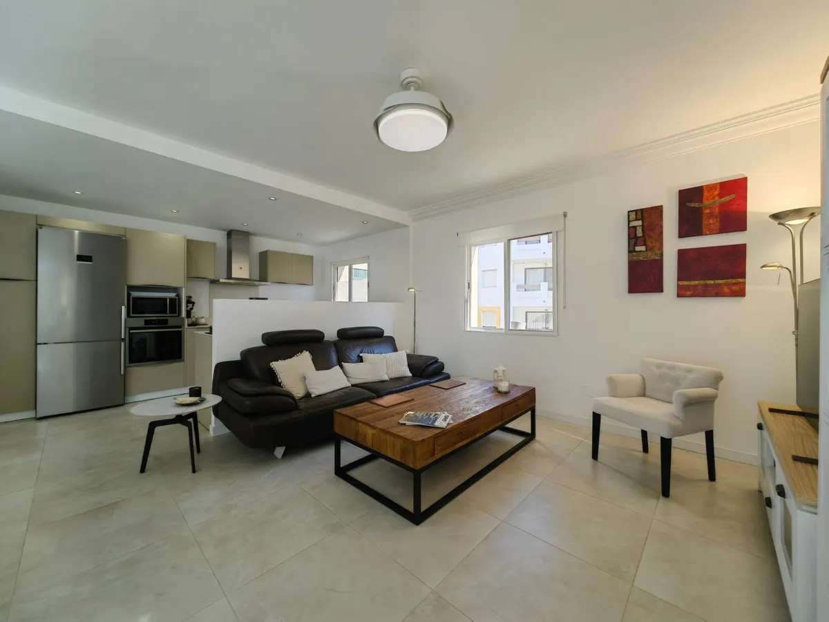 5e8e4c25-260b-4f34-9136-fb725d9ebb19