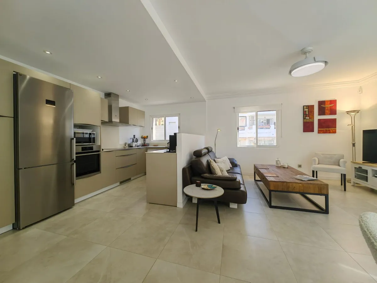 6b220c95-a955-4ea7-bd71-5b2daac2265e