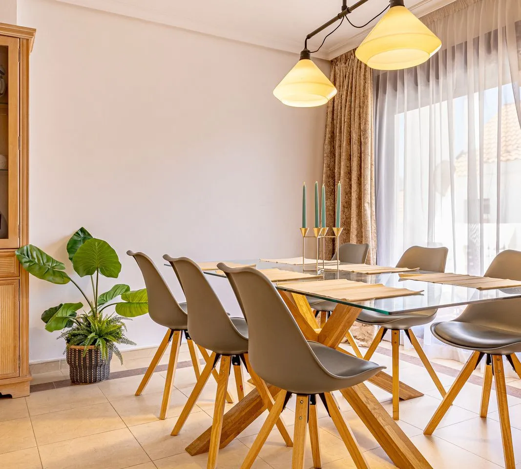 0dd8d921-f8a7-4ec2-a6d9-e8c0e154d747