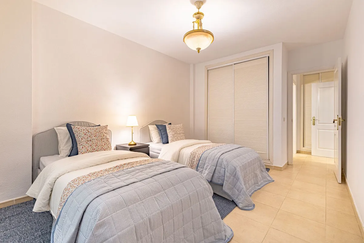 1df237ef-7ce1-4f74-8ddf-653ea5e54e9a