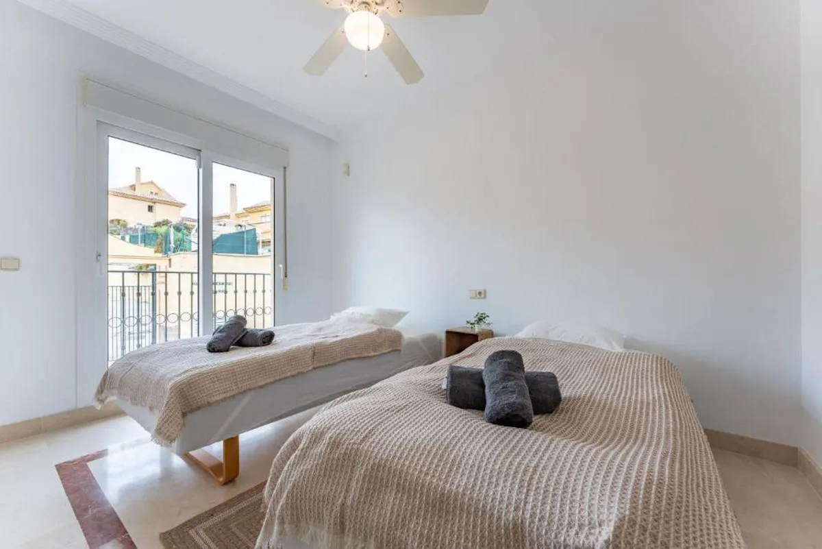 df39d5e0-5899-48c6-ae6d-6fcbf529501f