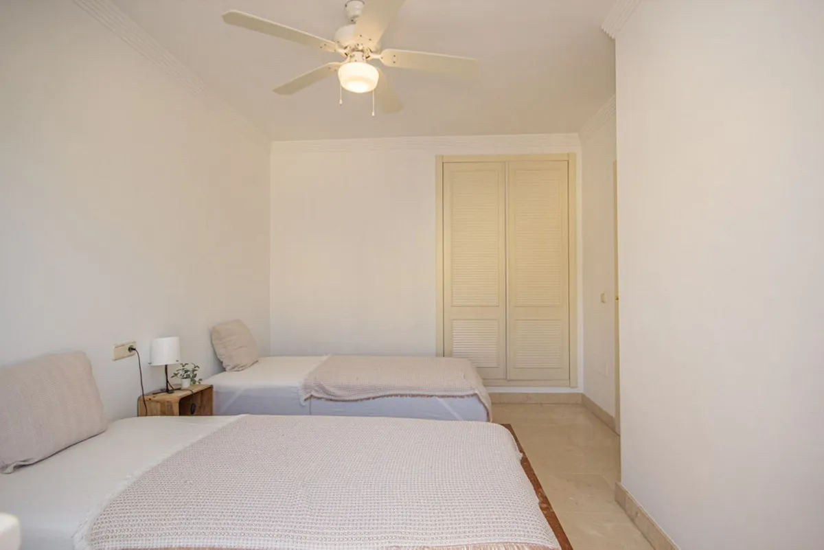 f2645cc0-3e81-49b4-872a-a5e8c22ec686