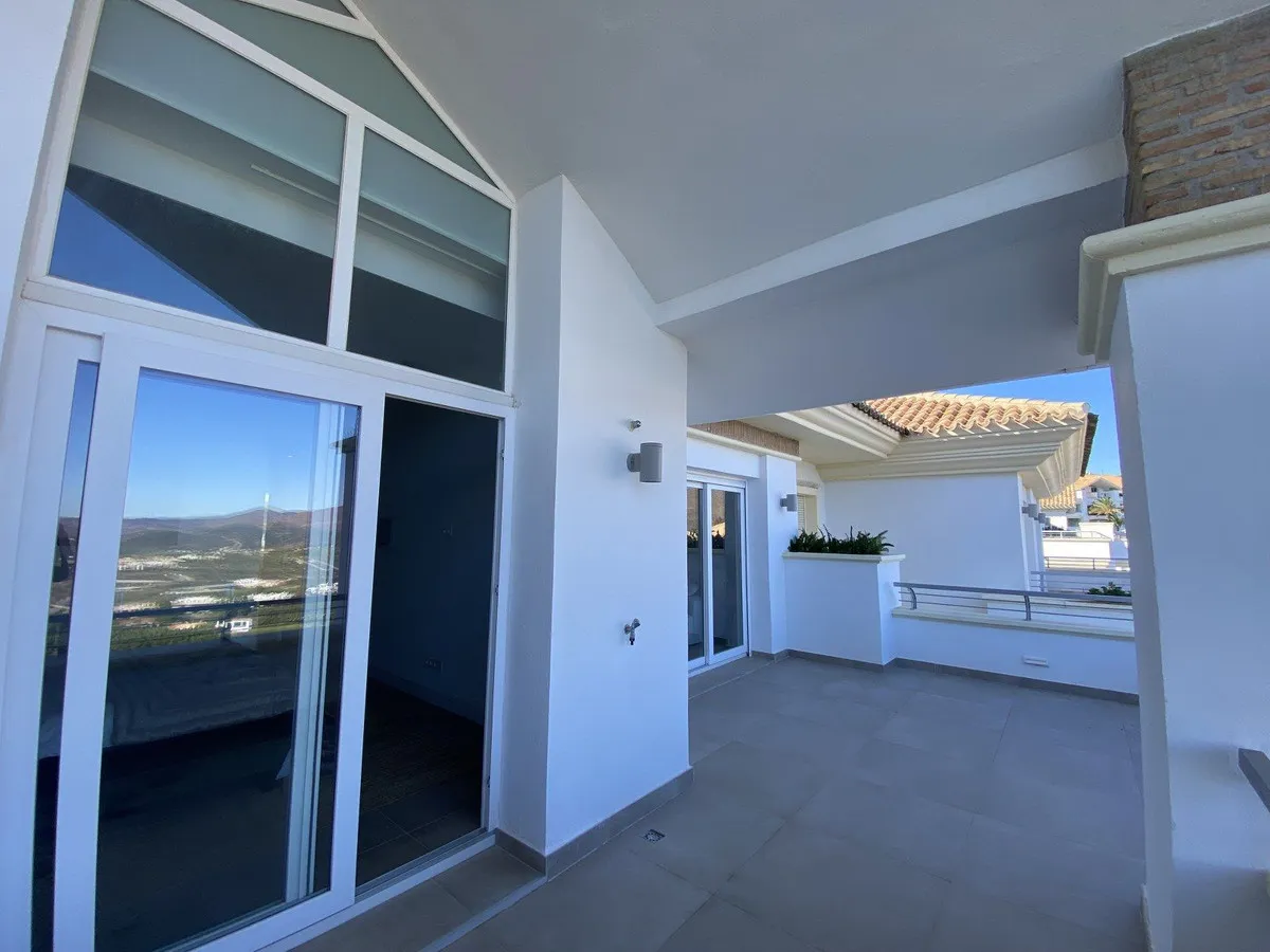 234a7107-fa4c-47b8-8e53-b993e855b412