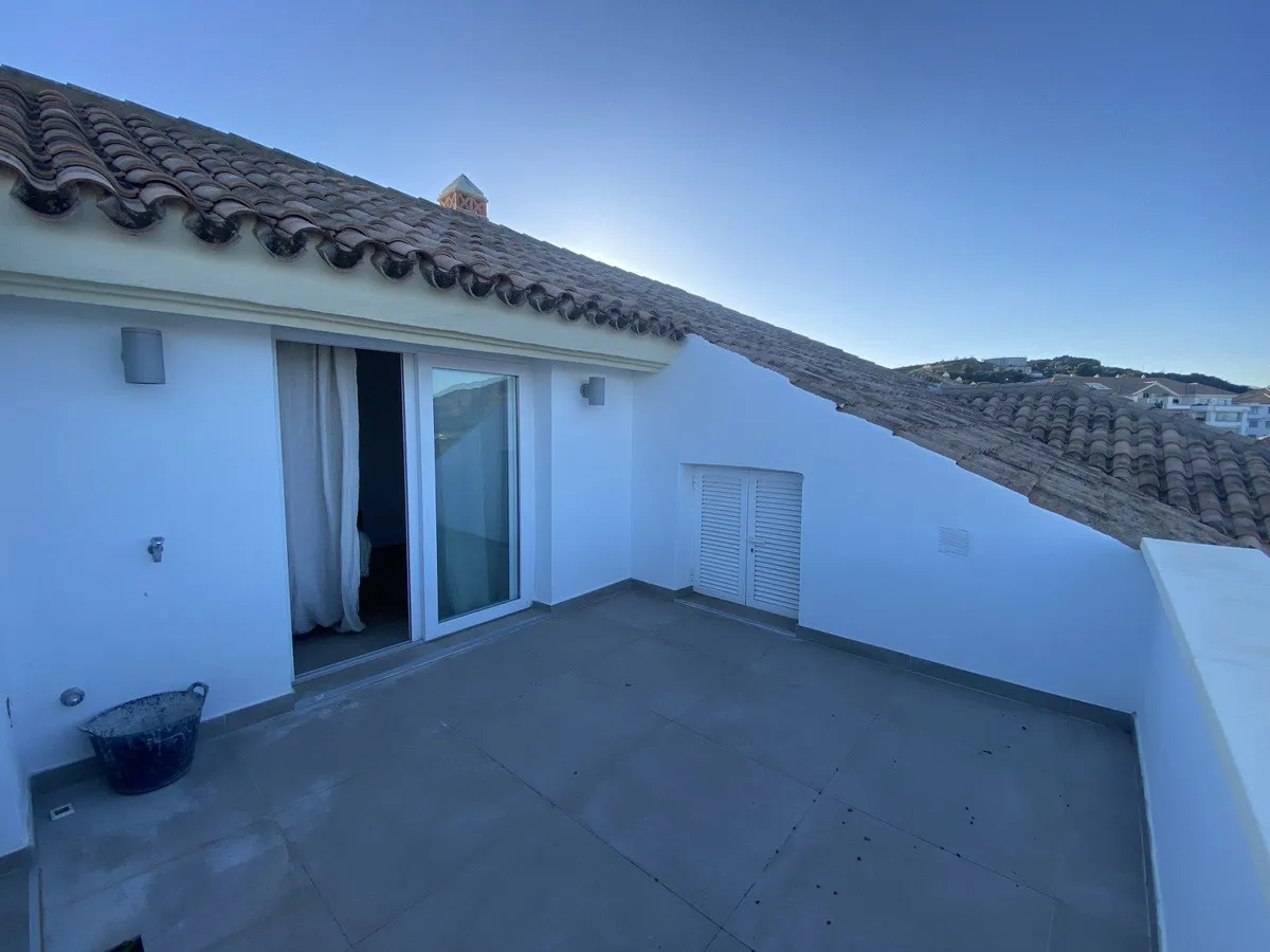 343b0664-8b90-4141-84cd-a914d9b09748