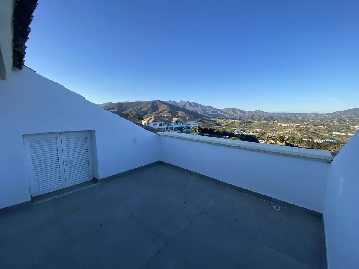 bfdcb40c-4d97-446c-9147-fb2e02bc2401