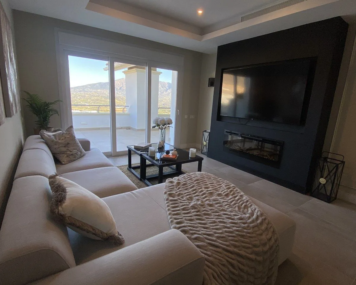 cf534a5b-8f84-4534-ac60-0e2f0410eff6