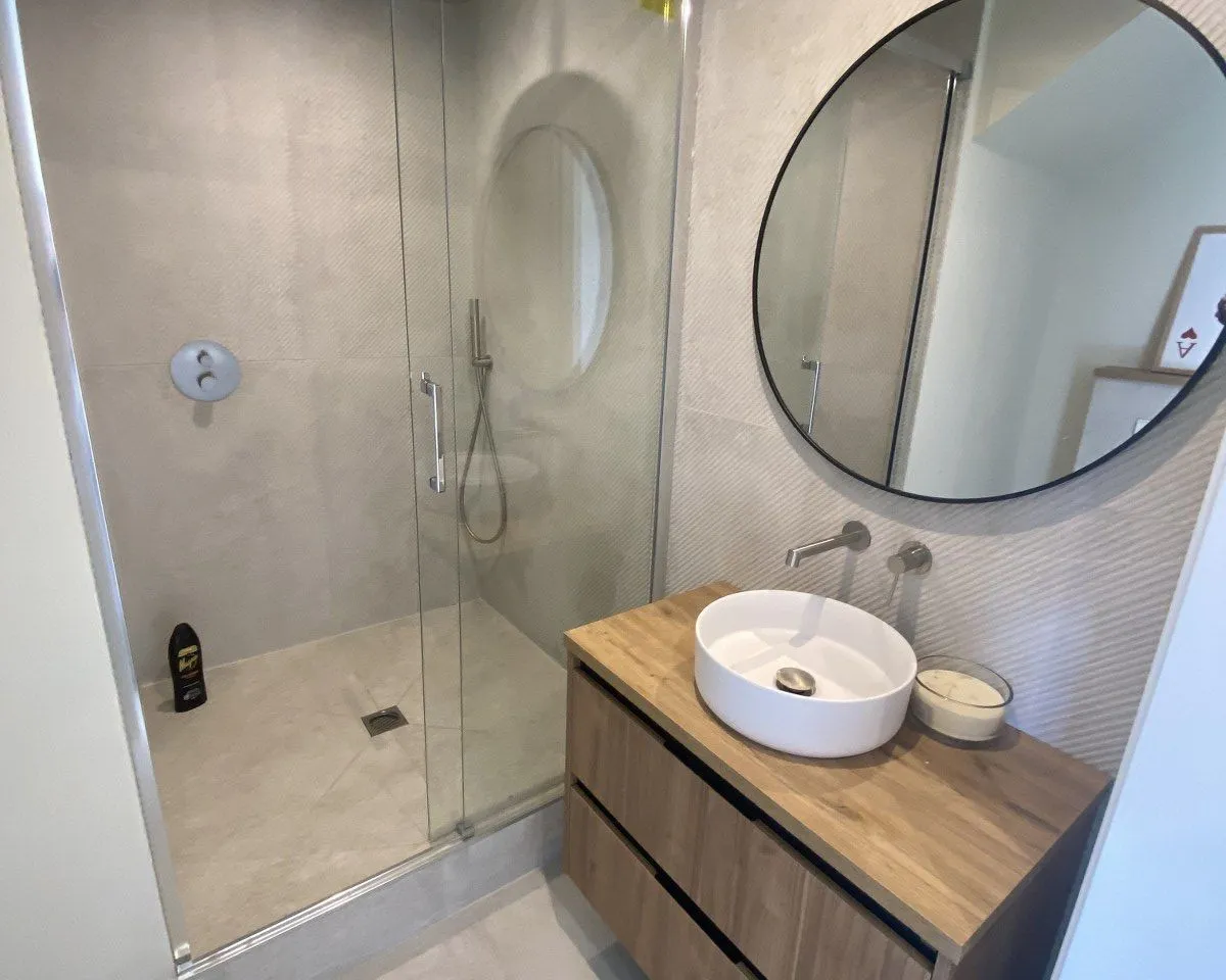 f95cd44a-8960-4421-a962-847197e77f7b