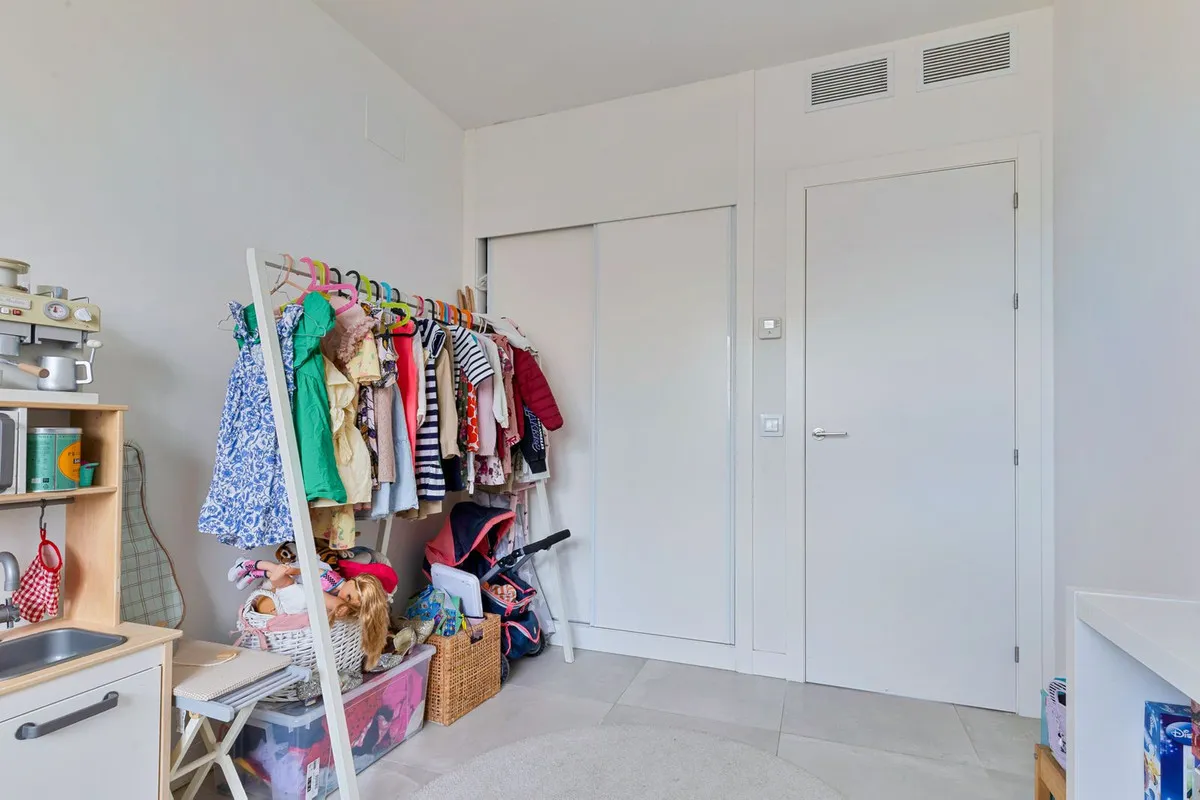 d452866b-8127-4ffb-810f-040d44826256