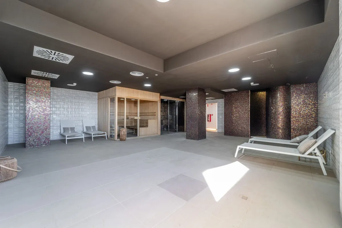 dee20c6d-c526-4a0e-9e92-4dc385bade1e