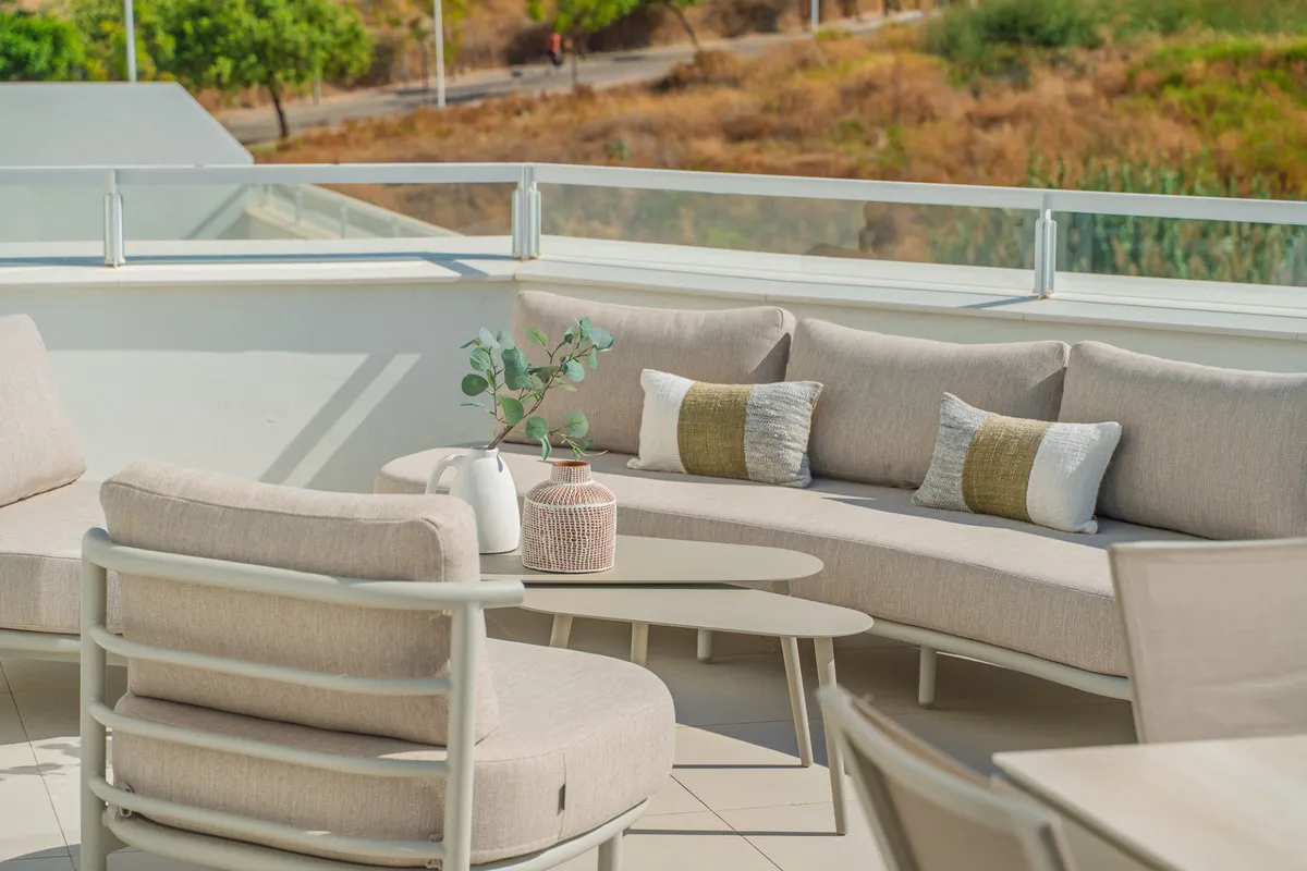 794b70dc-20e8-40b3-9cc6-54f85fd86b15