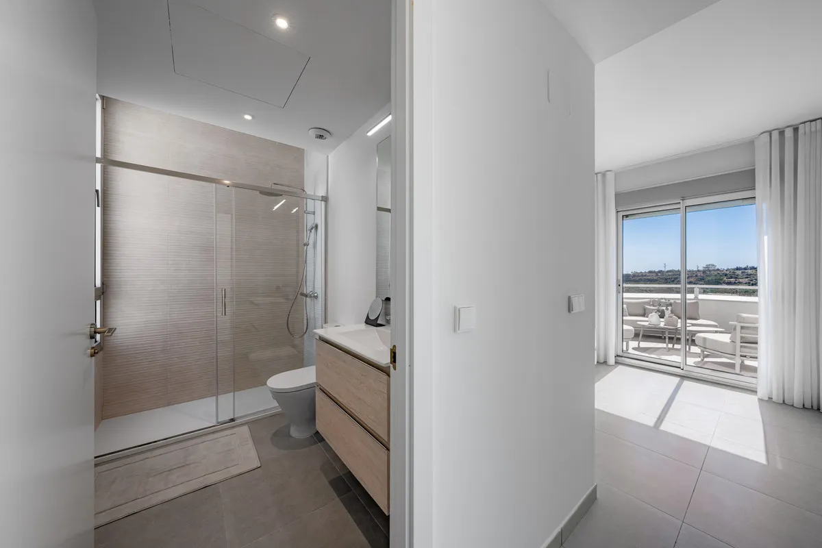 9baafefd-7447-4b99-a9d5-2d90672f217e