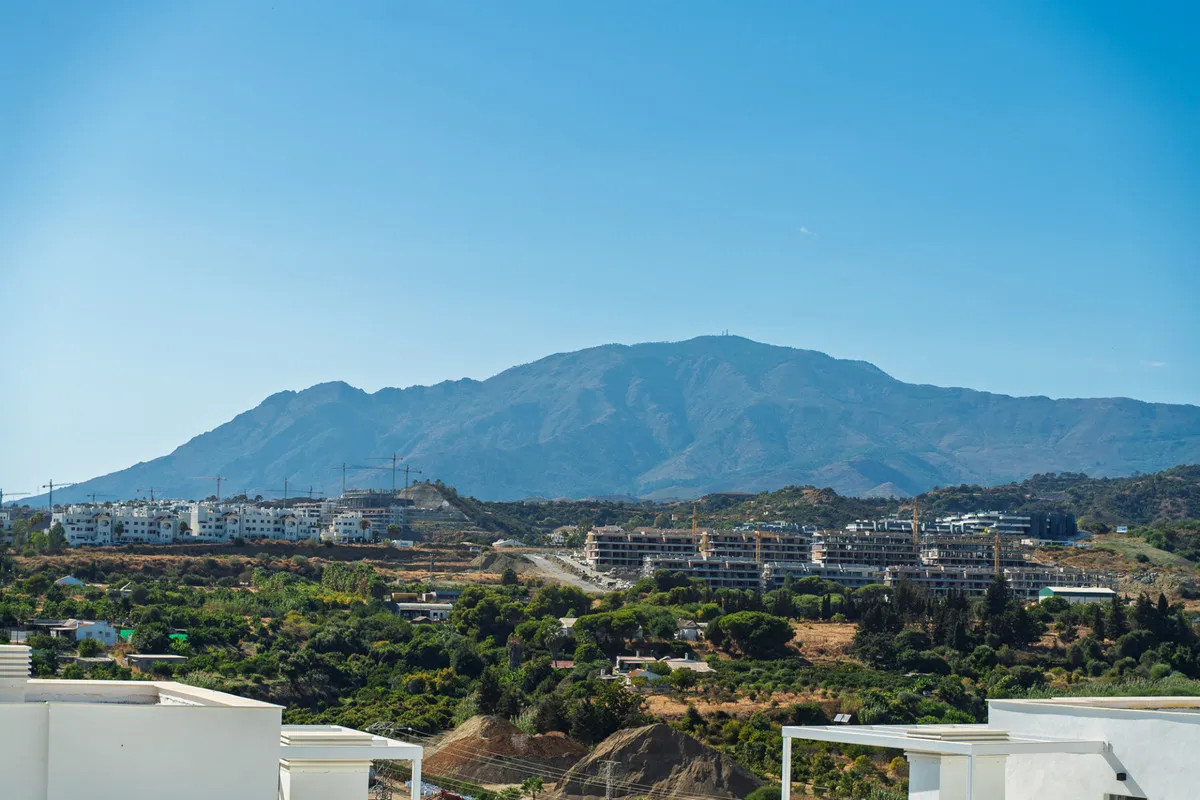 dd3f20a6-77d5-42da-ba7f-98016e8a3a31