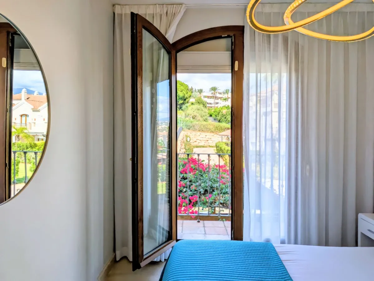 144e2df5-6830-4623-be71-7cdcdffd4301