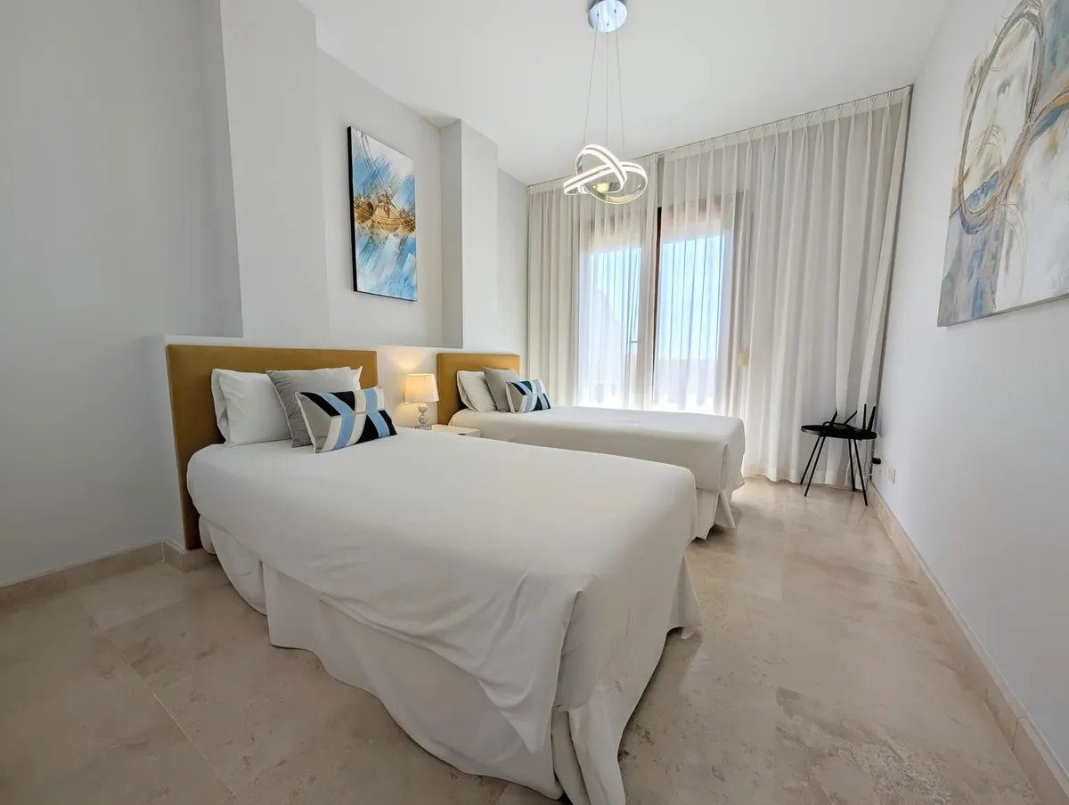 b27f4fdc-66f2-4a18-a143-fddcab1d20a1