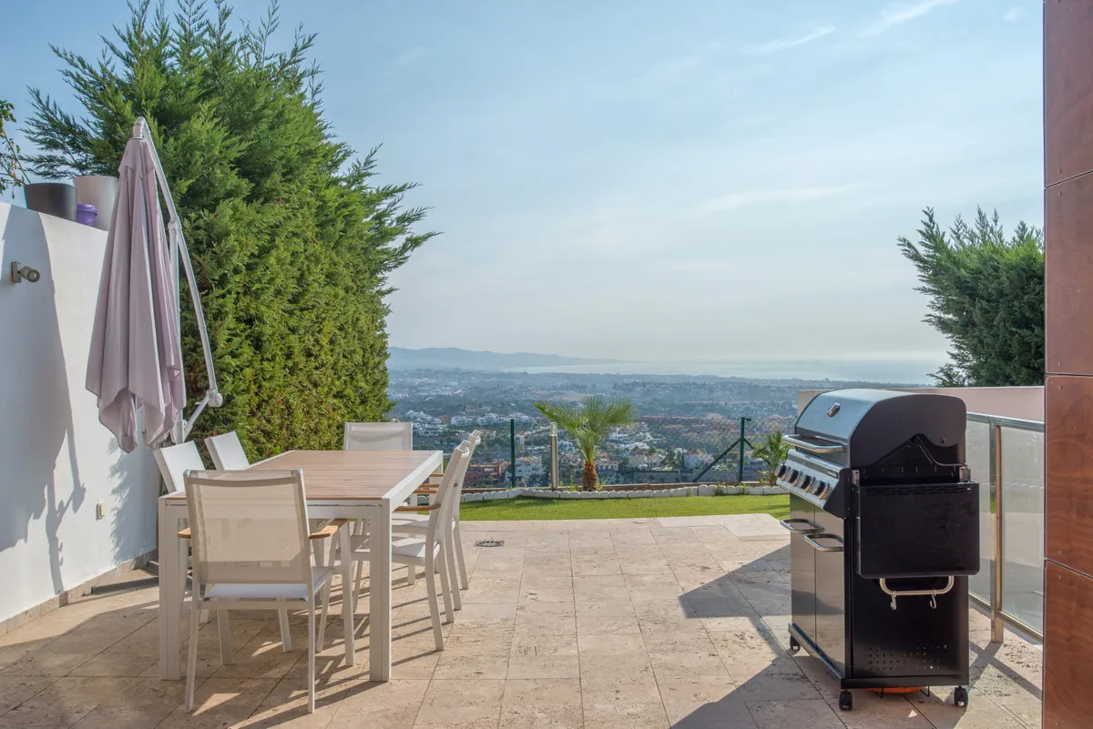 2e7e974d-7033-4cf4-a555-8b6abb3a7b91