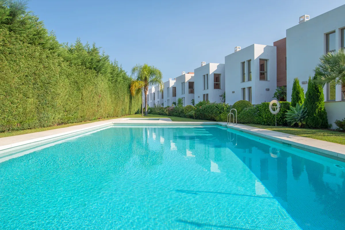 7a97faf1-b671-4c18-a6ff-f112d475fc49