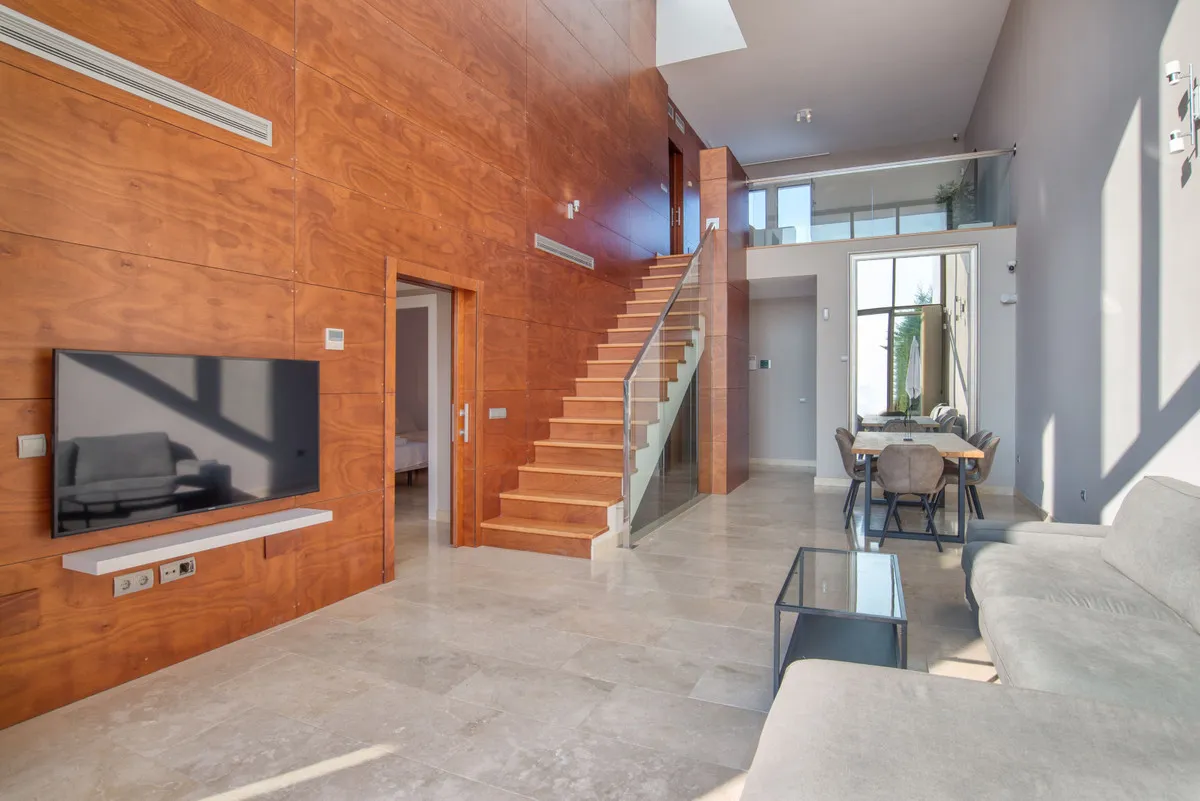 852fdcdd-5c8b-4d54-8e3f-15abc466eb48