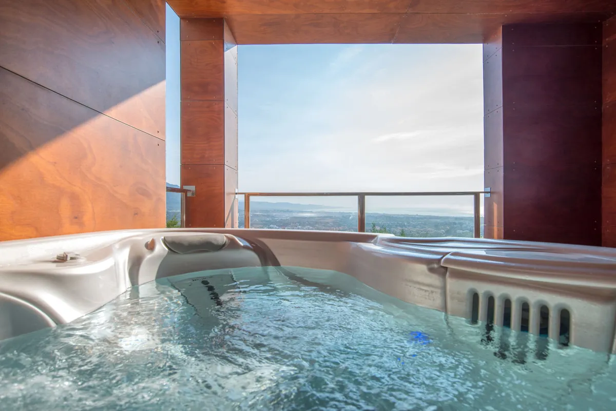 a8ac2072-ba1e-4e3b-8bc7-2c94cc773a3a