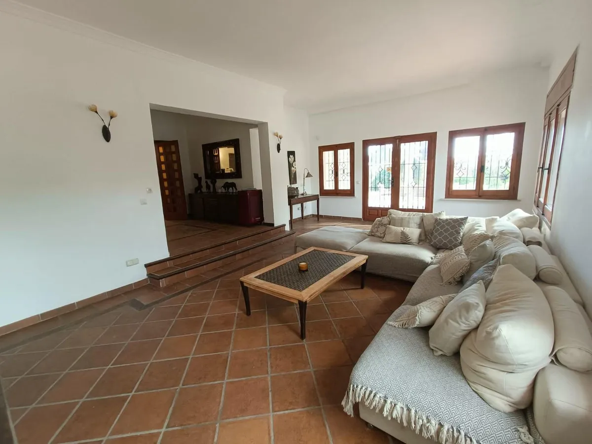 ac7f5236-8095-4d5d-9014-c57864ef979f