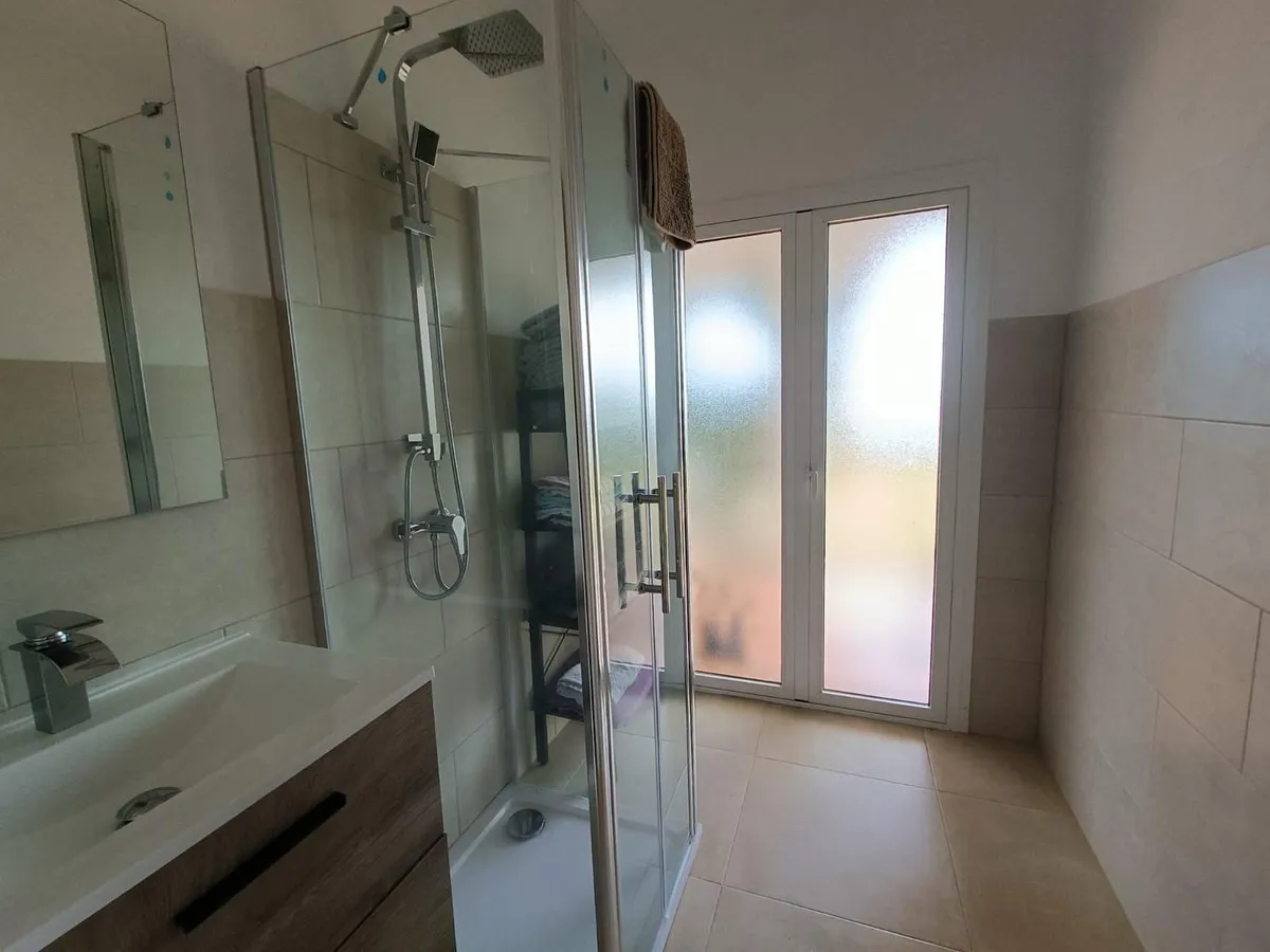 d6549711-3184-49dc-bc1e-9c3db4f60000