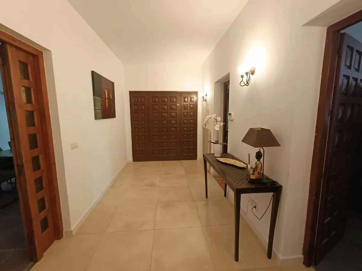 d6bf08b2-b17f-4b7d-96cf-d8505459f134