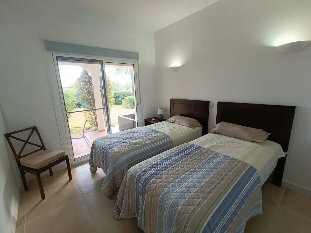 dfce8617-911f-4520-bbd2-bd92c7786562