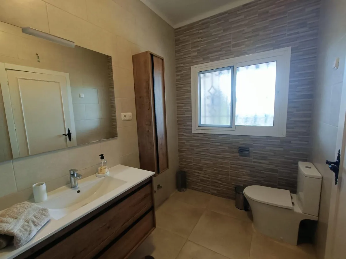 ff1d52d1-e566-4307-b912-e63727ec98e3