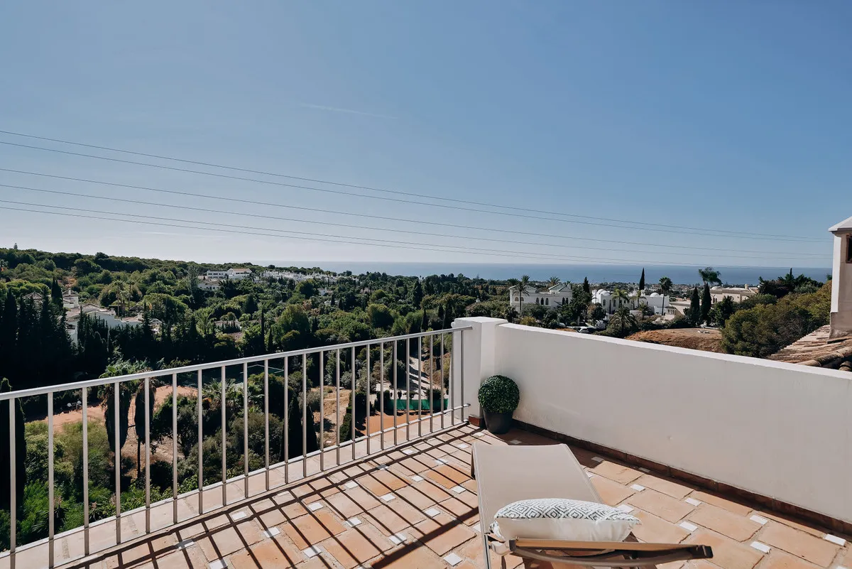 00e6be15-a57b-4fc3-a79a-027fe6e2eeeb