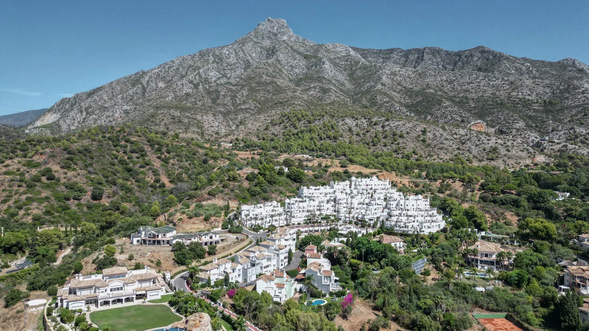 1d4a5dcc-beb9-4083-aa8b-420af4873cd8