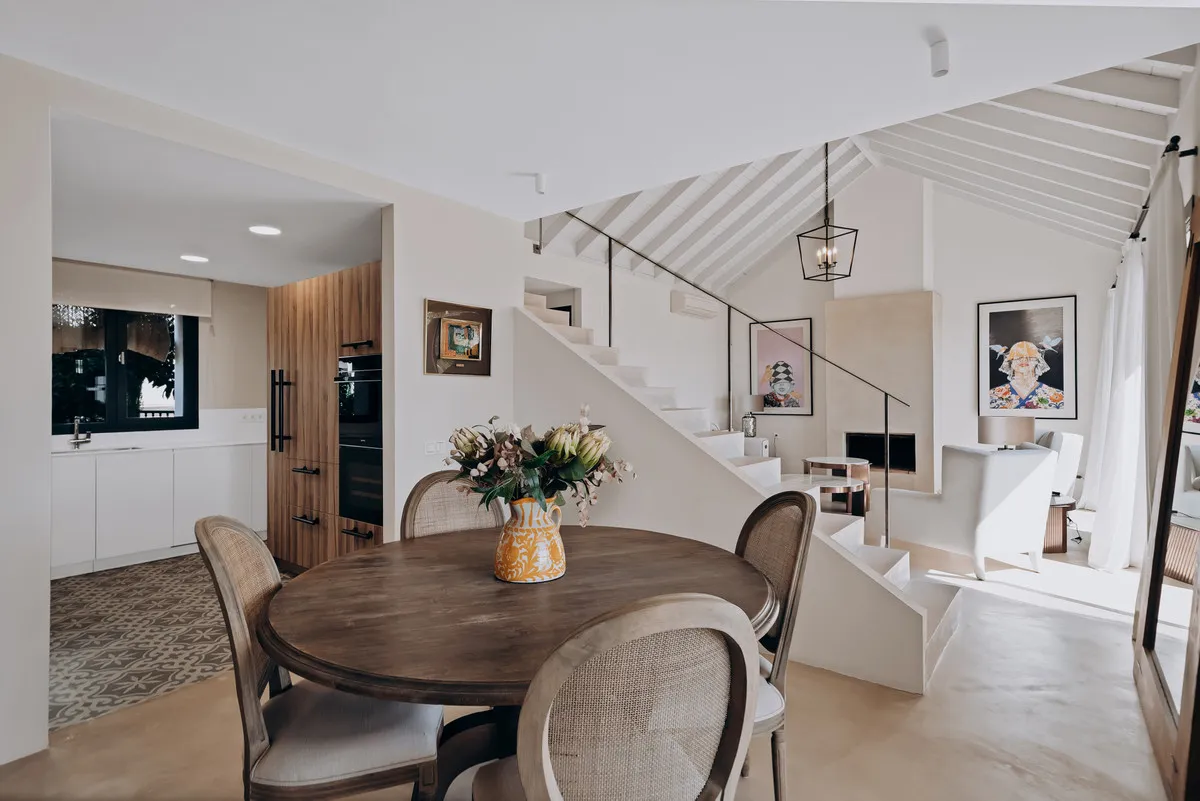 db823ca6-e90a-4027-b601-8d64d34d02b2