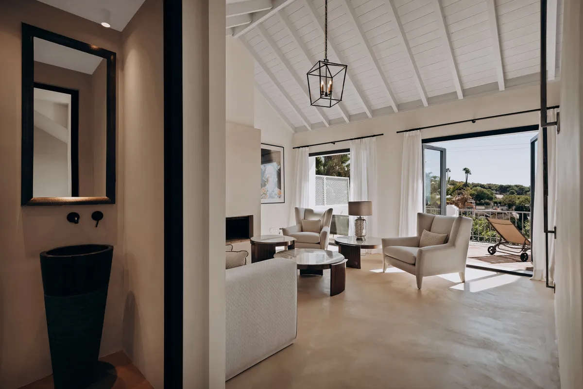 f2836ddc-5a79-4d28-b291-09cc566f7888