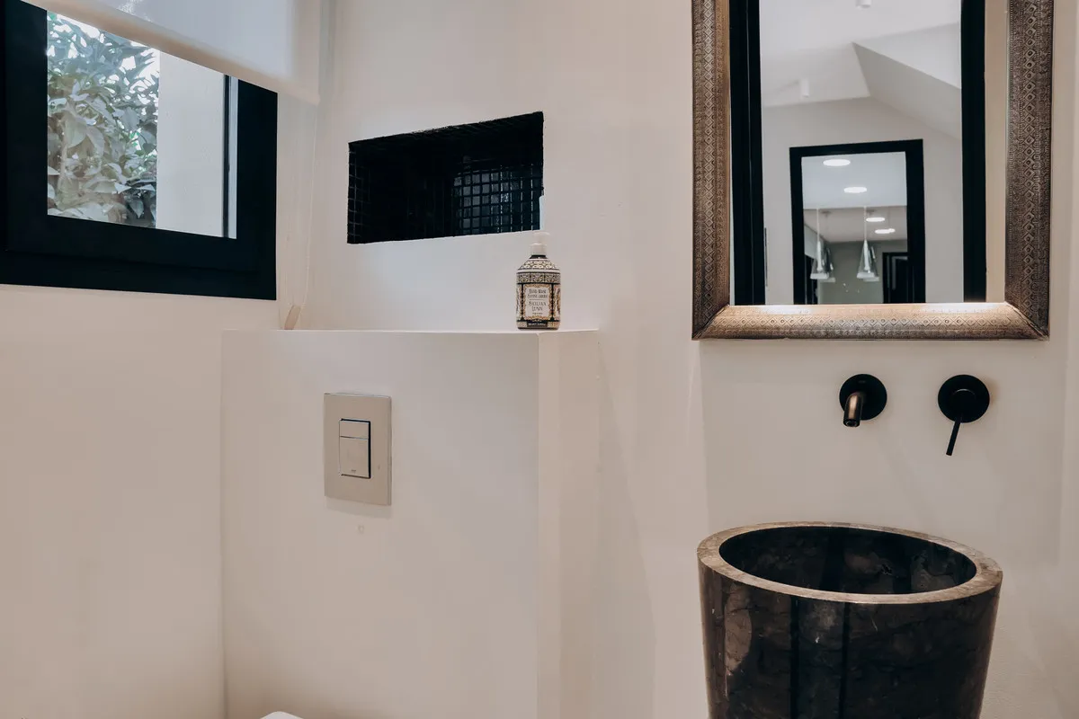 fa45d930-67ff-4efd-b210-b2f3e0d17080