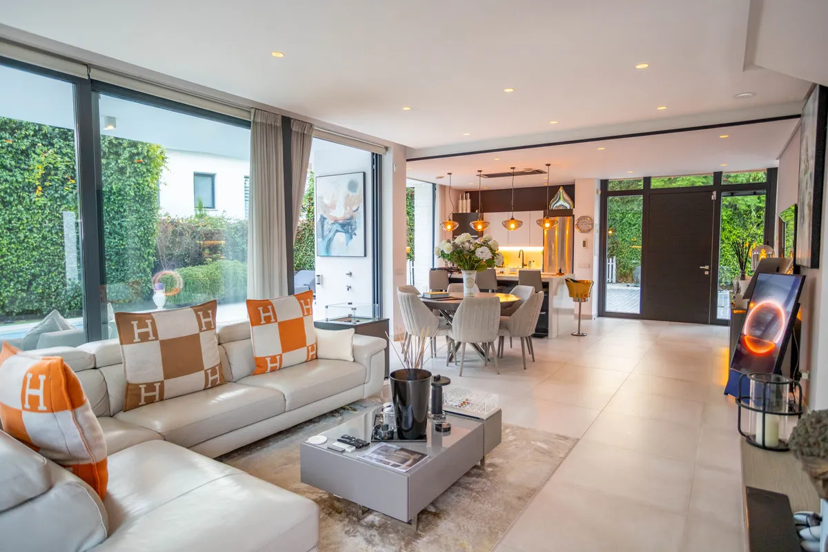 4231bed4-b55e-429b-b019-5d0a291d00c6