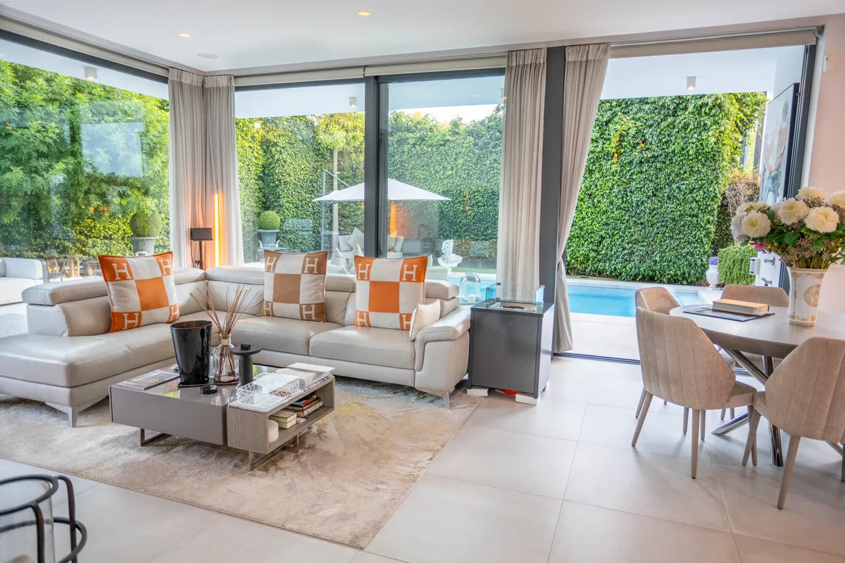 c1f80029-5f1c-4f83-a350-d5f978d8ad2a