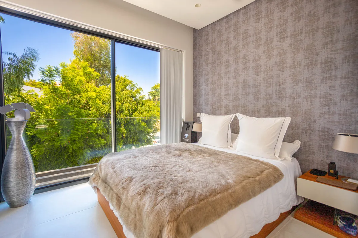 e070865b-5708-4c51-b00a-c182751264b8